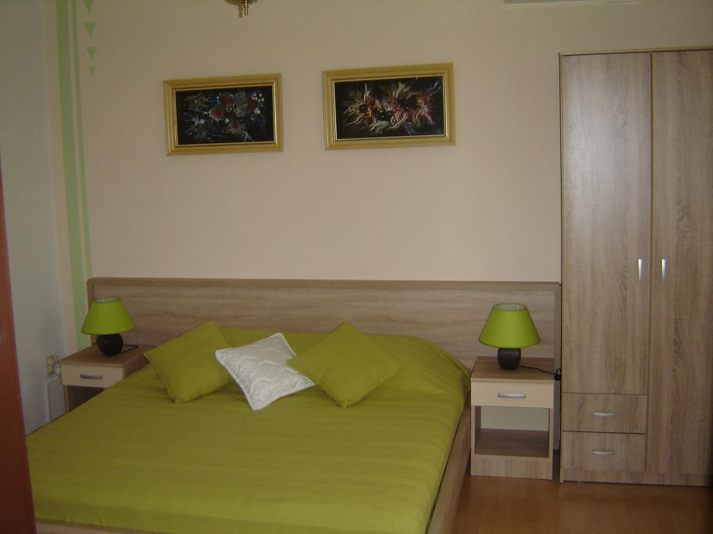 Apartmani Luna Χβαρ Εξωτερικό φωτογραφία
